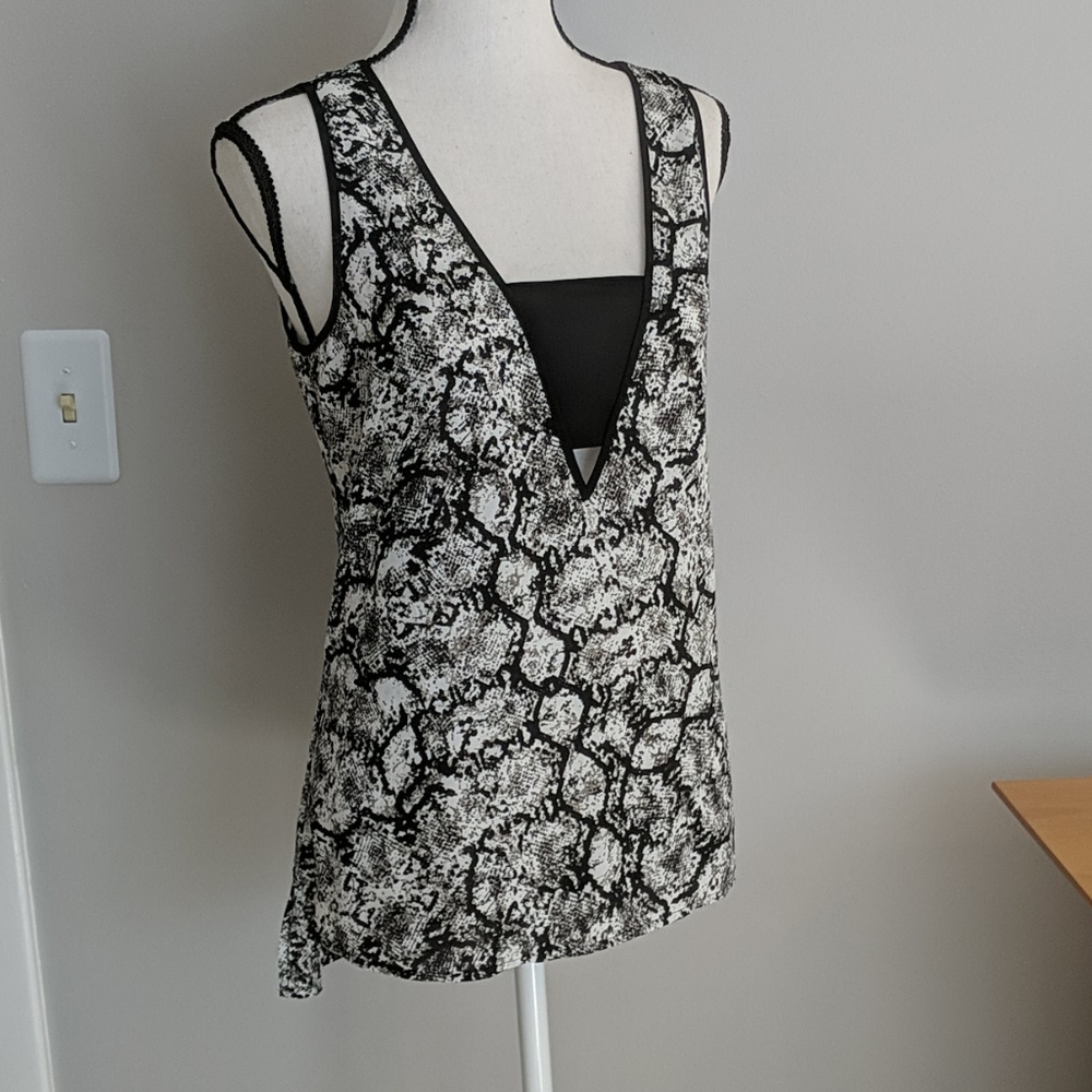 Express top - Picture 3 of 11